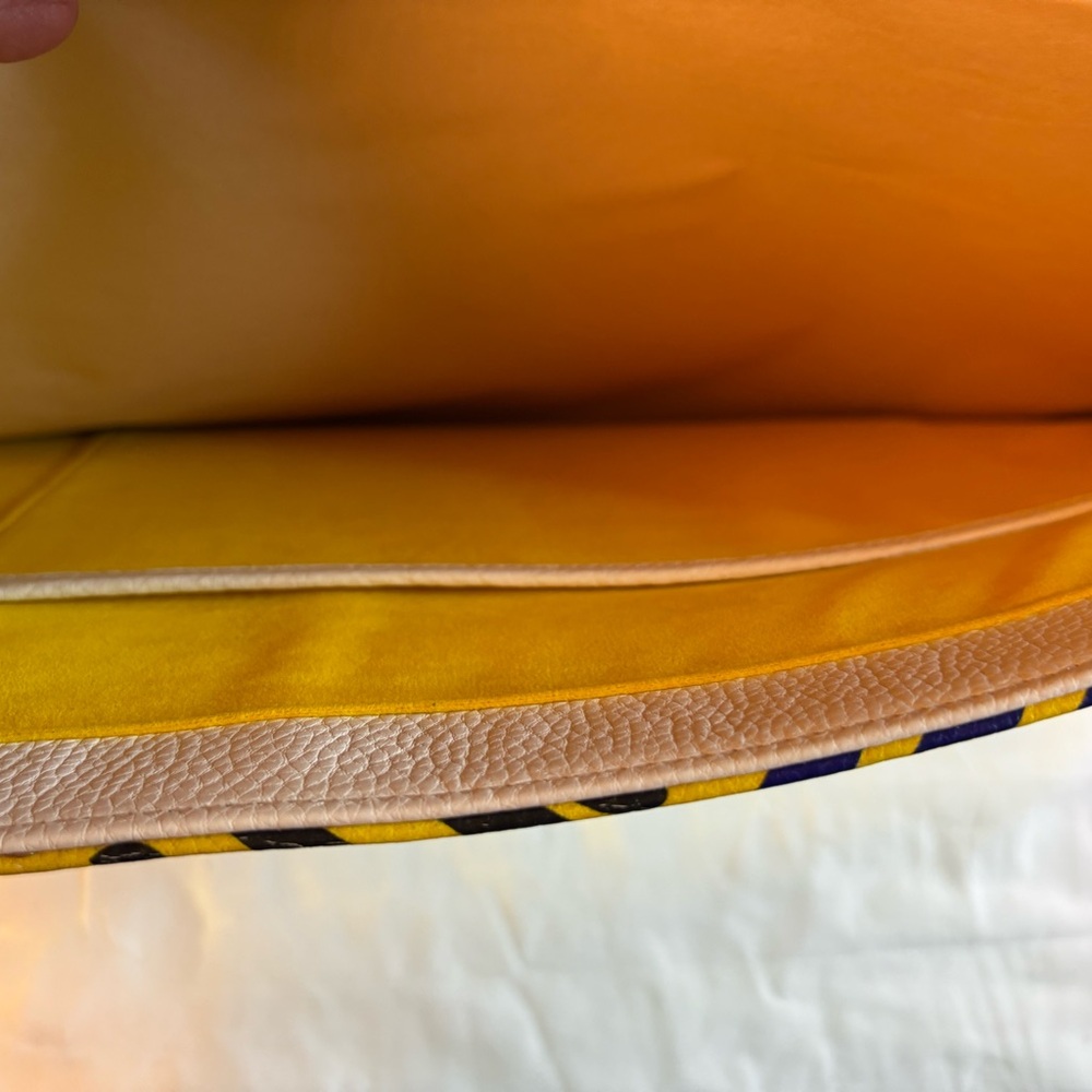Maasai Sherrie Laptop Clutch. NWT - Picture 3 of 5